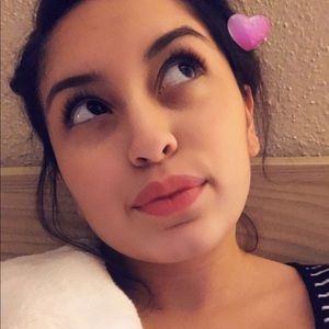 Meet your Posher, Galilea